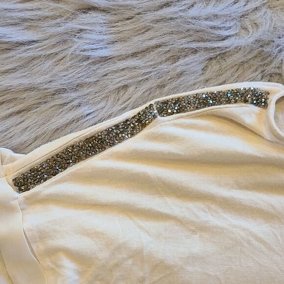 Juicy couture womens tan flowy tshirt with embellished detail on shoulders - Picture 2 of 7